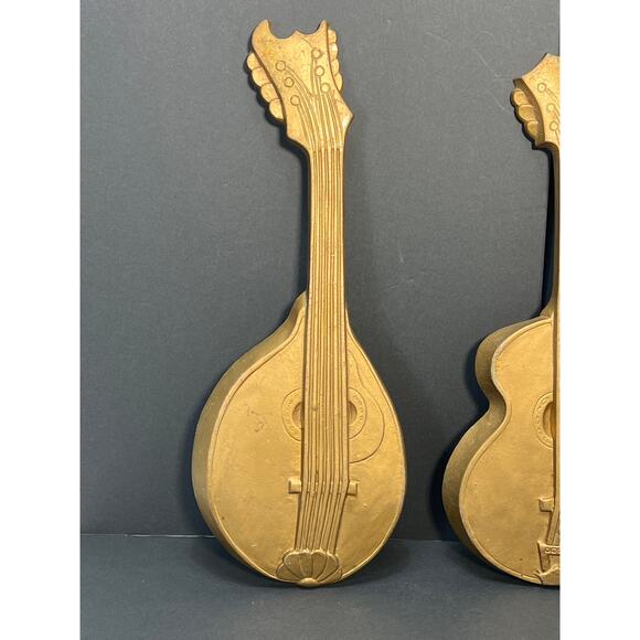 Vintage MCM Mandolin & Guitar/Lute 3D Wall Decor Gold Cast Aluminum 1968 HODA - Picture 2 of 10